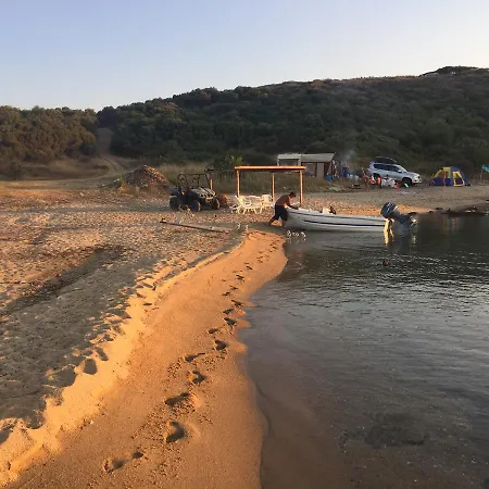 Iviritiko 別荘 ネア・ローダ