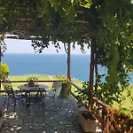 Tatil Evi Iviritiko Nea Roda
