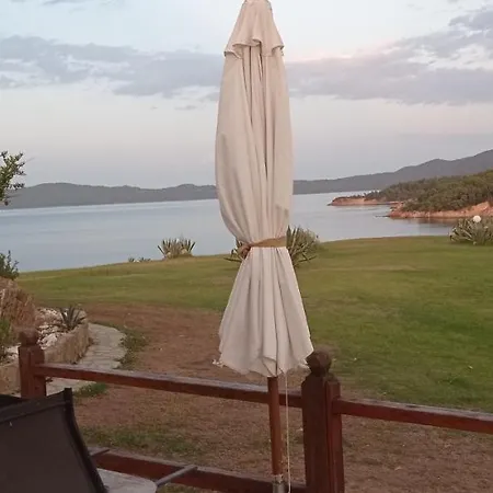 Iviritiko Hébergement de vacances Nea Roda