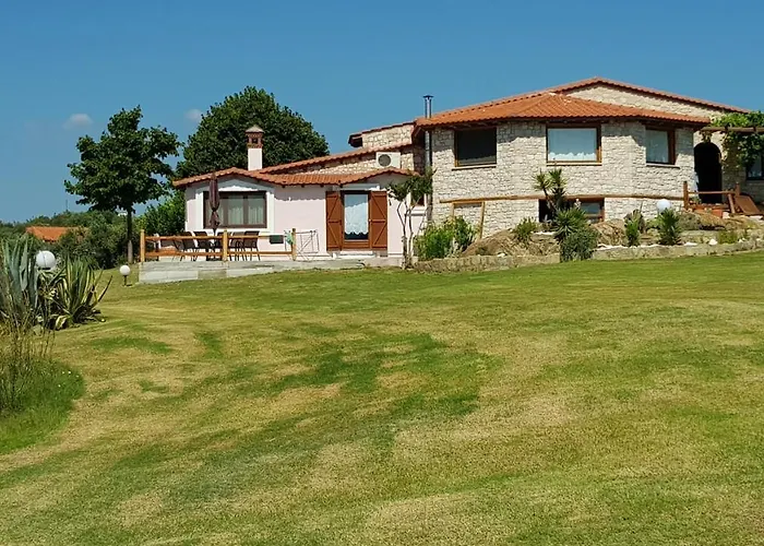 Iviritiko Holiday home *